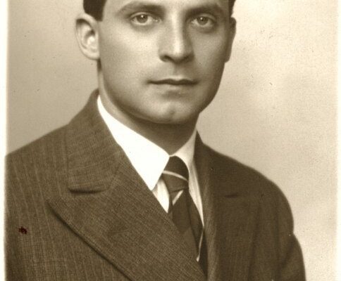 szerb antal